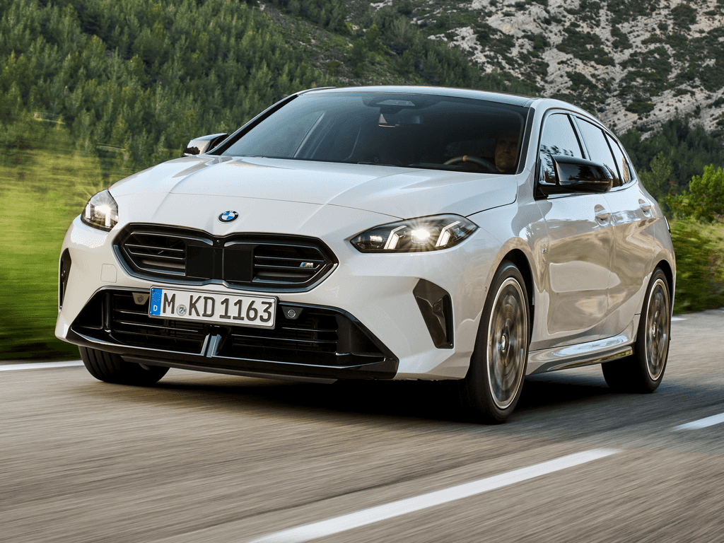 Bilmattor för BMW 1-serie F70 2024 - 2025