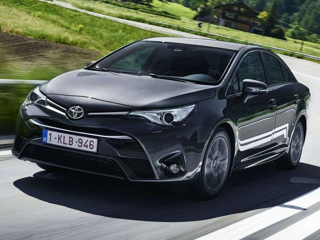 Bilmattor för Toyota Avensis 2012 - 2018