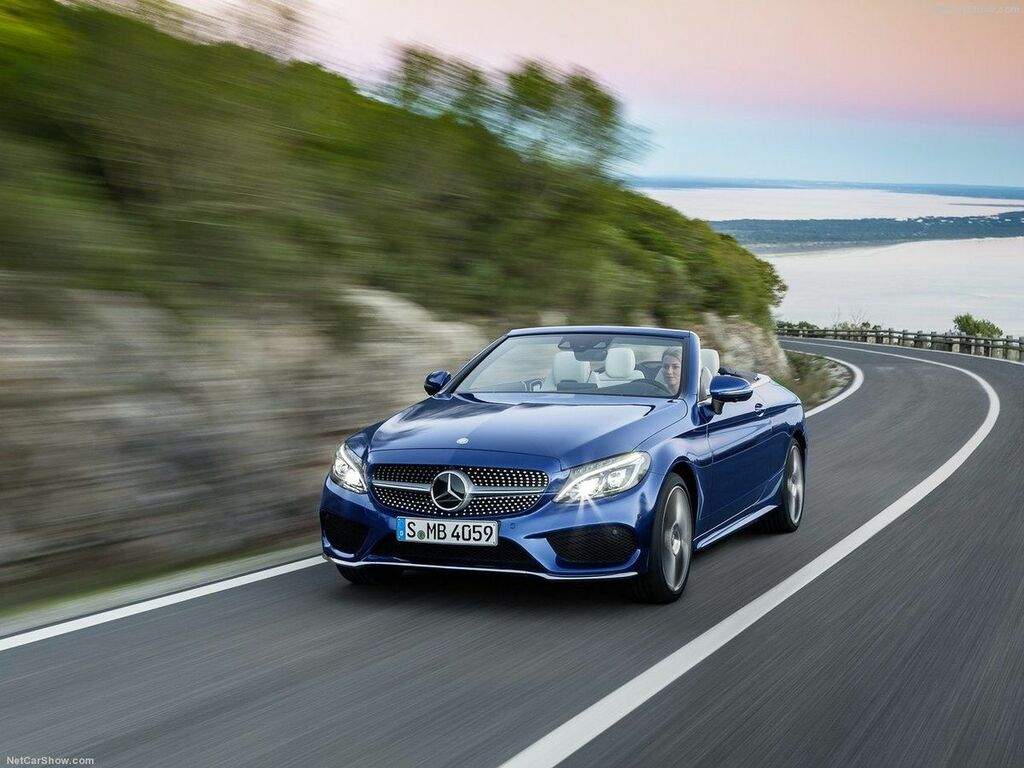 Bilmattor för Mercedes C-Klass A205 2016 - 2024