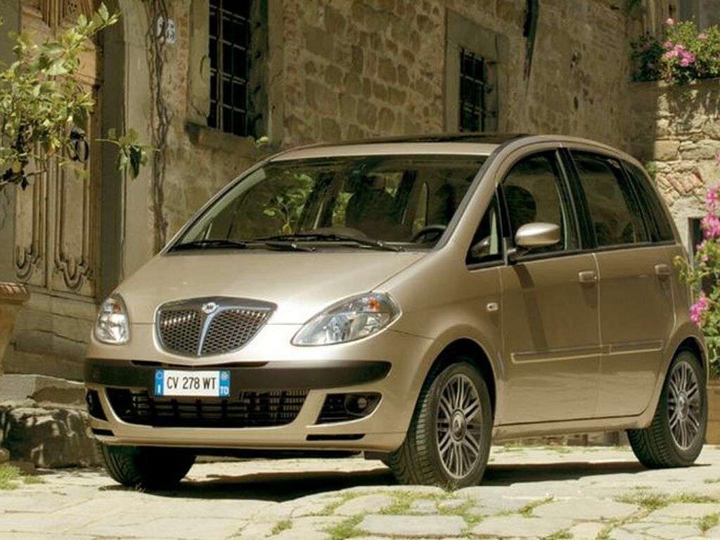 Bagagerumsmatta för Lancia Musa 2004 - 2012