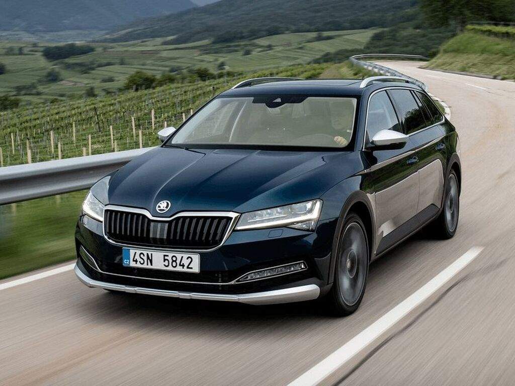Bagagerumsmatta för Skoda Superb 2019 - 2024