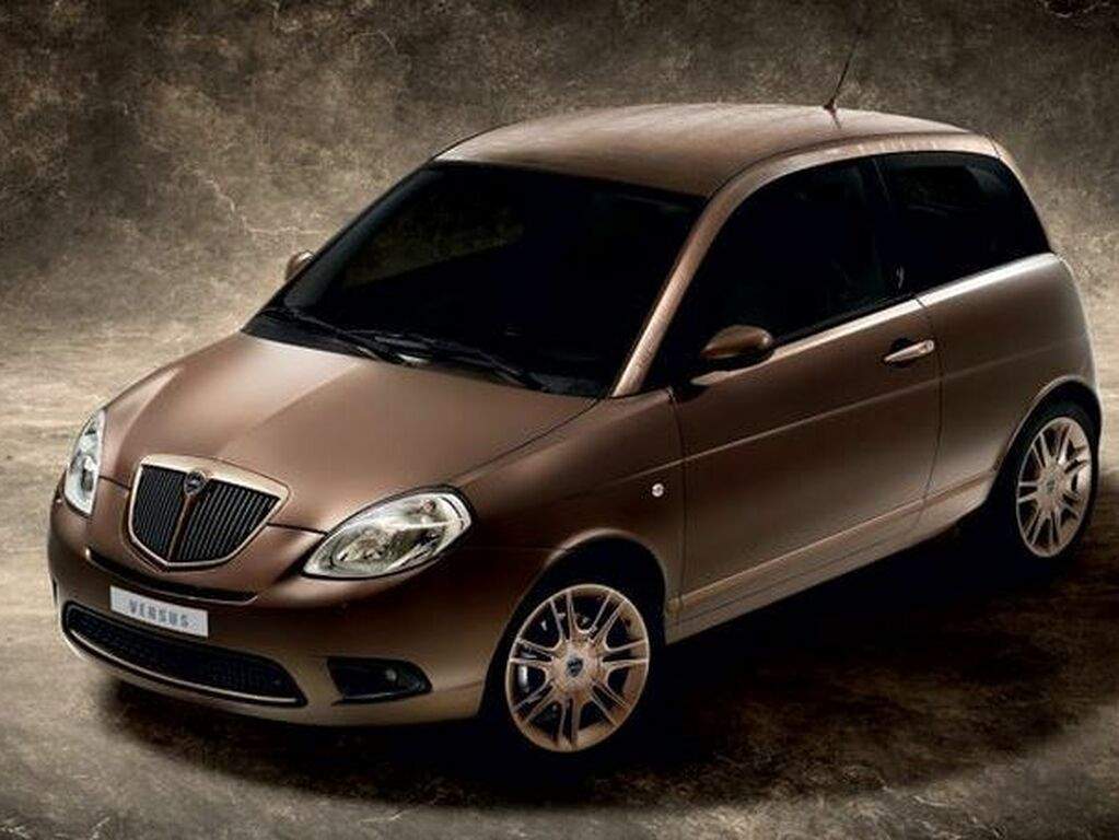 Bilmattor för Lancia Ypsilon 2006 - 2011