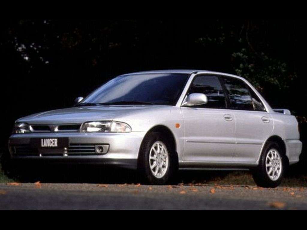 Bilmattor för Mitsubishi Lancer 1993 - 1996