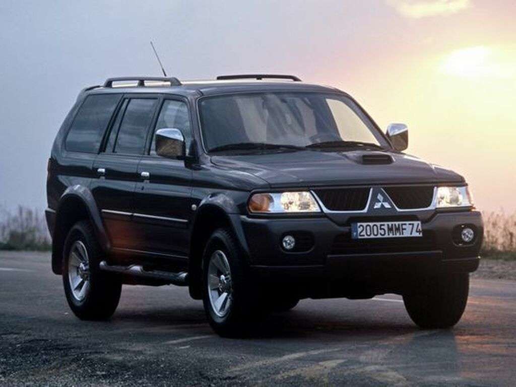 Bilmattor för Mitsubishi Pajero Sport 2002 - 2008