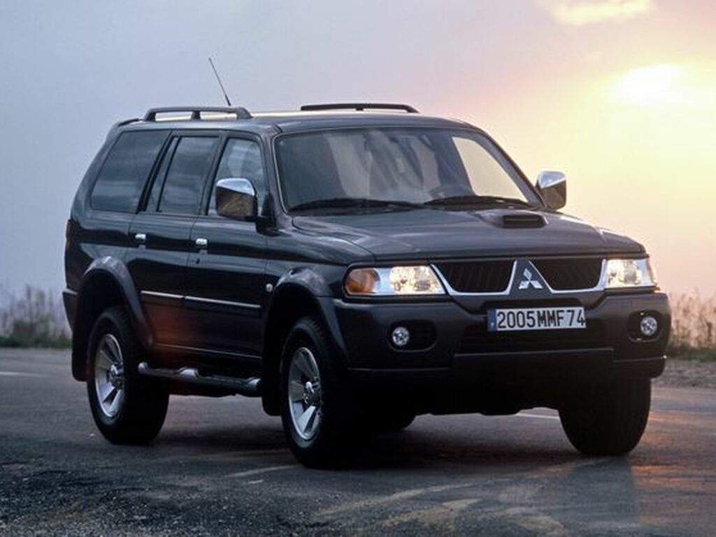 Bilmattor för Mitsubishi Pajero Sport 2002 - 2008