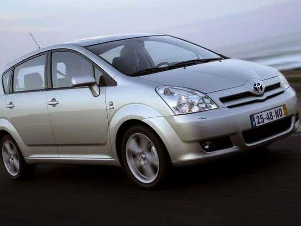 Bilmattor för Toyota Corolla Verso 2004 - 2009