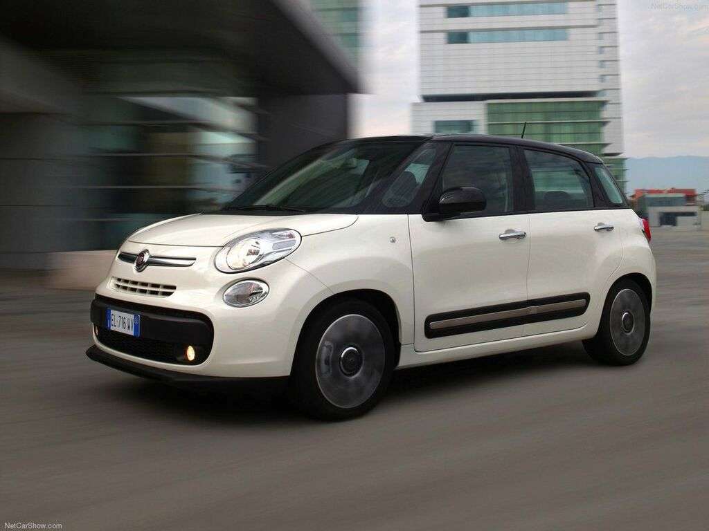 Bagagerumsmatta för Fiat 500L 2012 - 2017