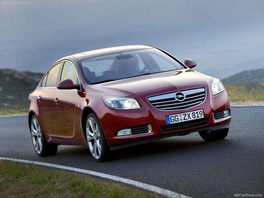 Bagagerumsmatta för Opel Insignia 2008 - 2013