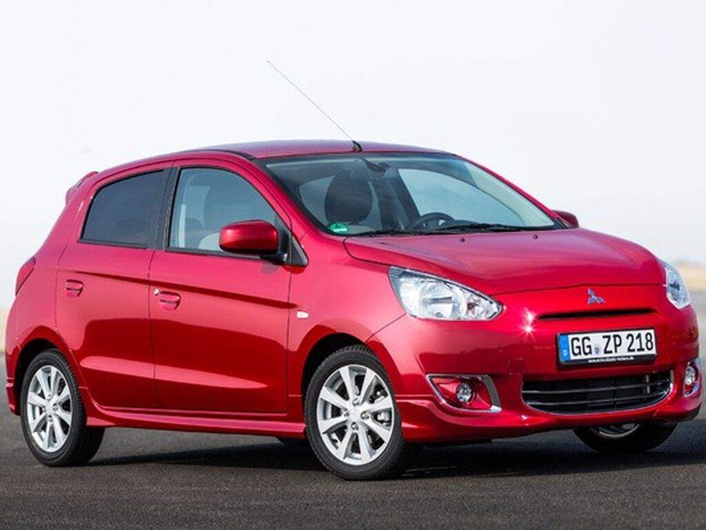 Bagagerumsmatta för Mitsubishi Space Star 2013 - 2016