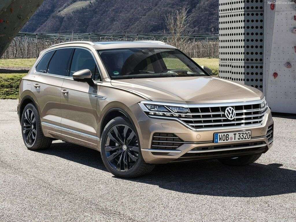 Bilmattor för Volkswagen Touareg 2018 - 2023