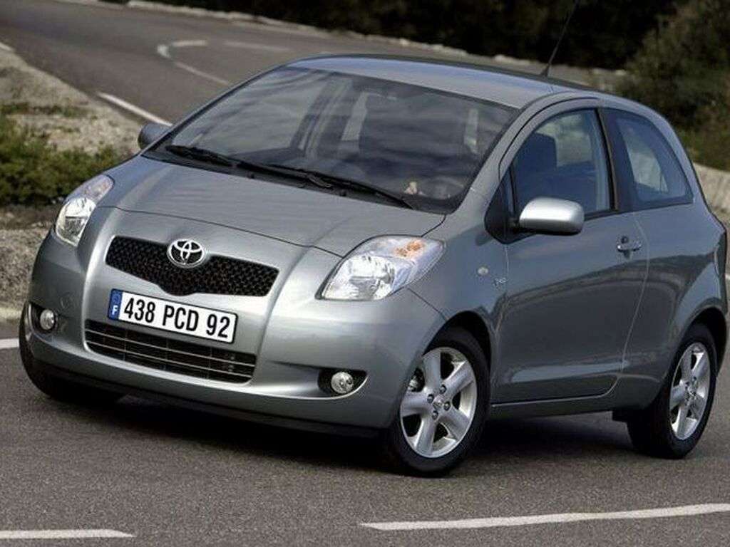 Bilmattor för Toyota Yaris 2006 - 2011